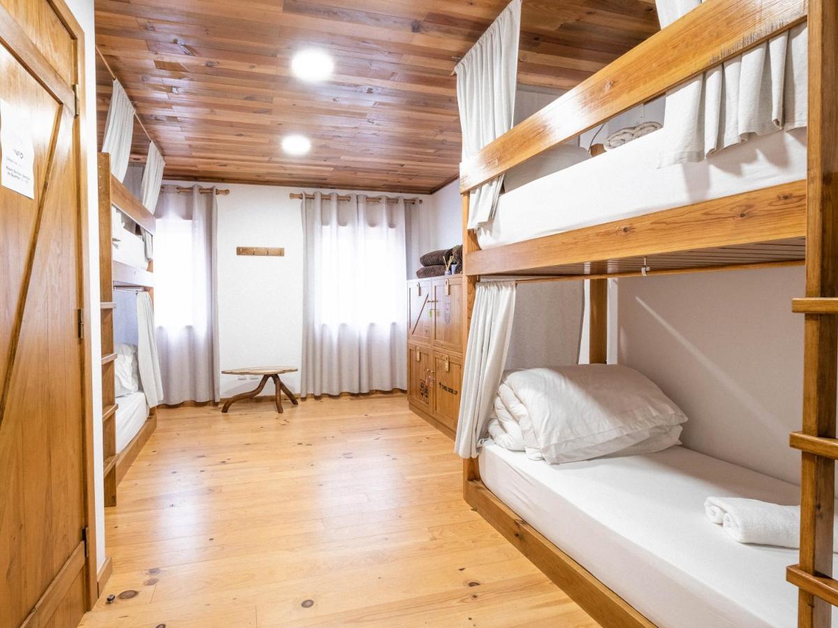 Castaway Hostel Đảo Đảo Baleal Ngoại thất bức ảnh