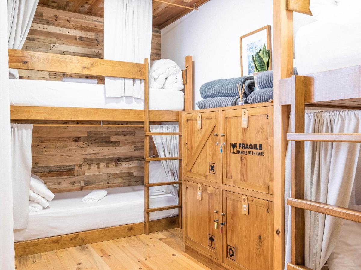 Castaway Hostel Đảo Đảo Baleal Ngoại thất bức ảnh